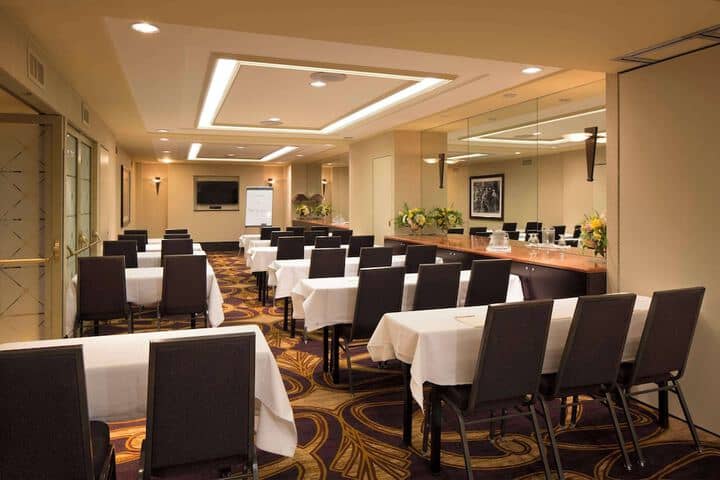 Meeting facility